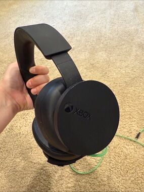 Xbox Headset — Black